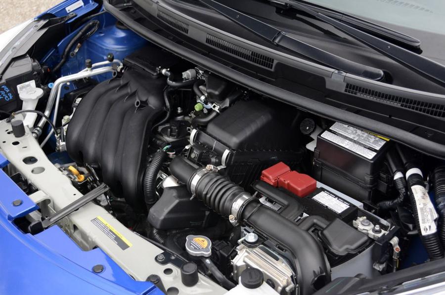  Nissan Versa Note 2014 года  (фото 10 из 137)